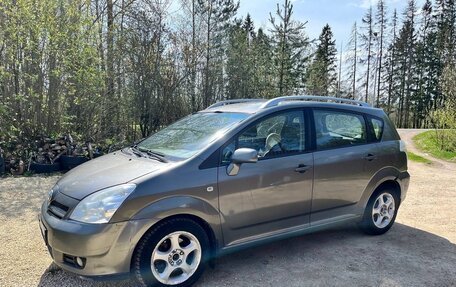 Toyota Corolla Verso I, 2006 год, 735 000 рублей, 21 фотография
