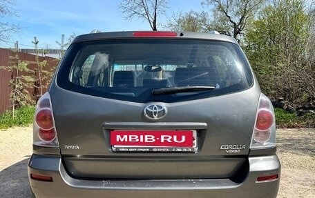 Toyota Corolla Verso I, 2006 год, 735 000 рублей, 19 фотография