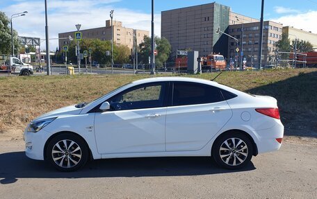 Hyundai Solaris II рестайлинг, 2016 год, 1 050 000 рублей, 9 фотография