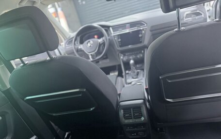 Volkswagen Tiguan II, 2019 год, 3 850 000 рублей, 13 фотография
