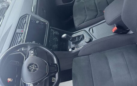 Volkswagen Tiguan II, 2019 год, 3 850 000 рублей, 14 фотография