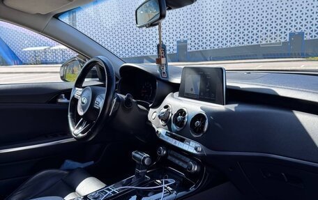 KIA Stinger I, 2019 год, 3 000 000 рублей, 9 фотография