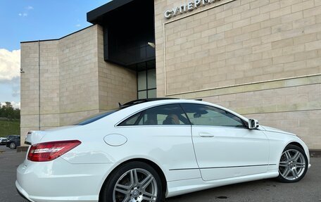 Mercedes-Benz E-Класс, 2013 год, 1 890 000 рублей, 12 фотография