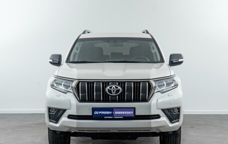 Toyota Land Cruiser Prado 150 рестайлинг 2, 2020 год, 6 590 000 рублей, 3 фотография