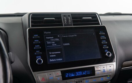 Toyota Land Cruiser Prado 150 рестайлинг 2, 2020 год, 6 590 000 рублей, 24 фотография