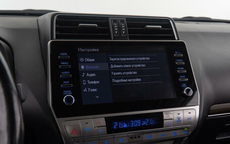 Toyota Land Cruiser Prado 150 рестайлинг 2, 2020 год, 6 590 000 рублей, 27 фотография