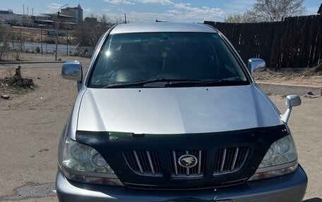 Toyota Harrier, 2001 год, 1 200 000 рублей, 14 фотография
