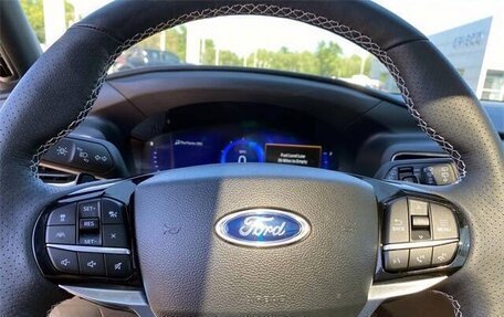 Ford Explorer VI, 2023 год, 5 795 000 рублей, 9 фотография