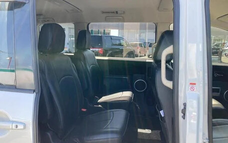 Mitsubishi Delica D:5 I, 2019 год, 2 650 000 рублей, 19 фотография