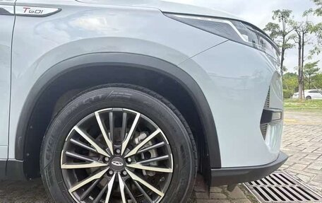 Chery Tiggo 8 Pro, 2022 год, 1 750 000 рублей, 8 фотография