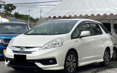 Honda Fit Shuttle I рестайлинг, 2015 год, 745 000 рублей, 3 фотография