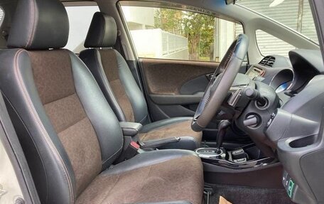 Honda Fit Shuttle I рестайлинг, 2015 год, 745 000 рублей, 13 фотография