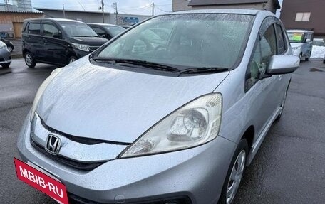 Honda Fit Shuttle I рестайлинг, 2015 год, 830 000 рублей, 3 фотография