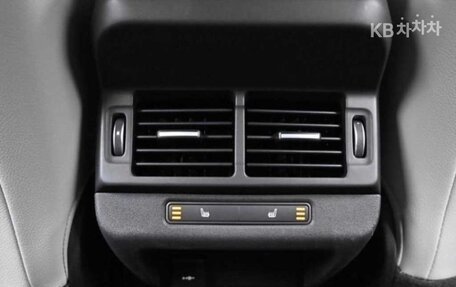 Land Rover Range Rover Evoque II, 2022 год, 3 895 000 рублей, 3 фотография