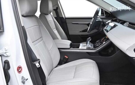 Land Rover Range Rover Evoque II, 2022 год, 3 895 000 рублей, 17 фотография