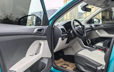 Volkswagen T-Cross I, 2022 год, 1 440 000 рублей, 7 фотография