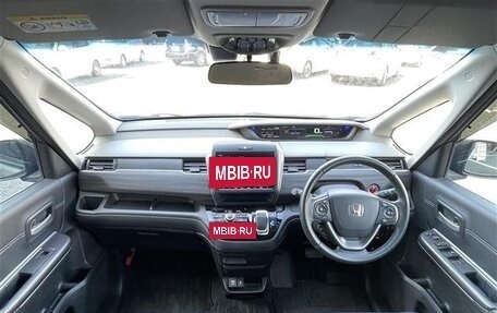 Honda Freed II, 2019 год, 1 345 000 рублей, 9 фотография