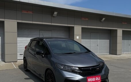 Honda Fit III, 2019 год, 1 500 000 рублей, 2 фотография