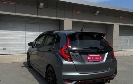 Honda Fit III, 2019 год, 1 500 000 рублей, 3 фотография