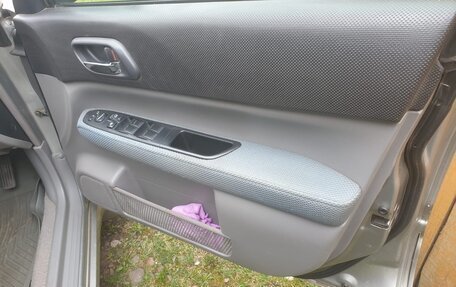 Subaru Forester, 2004 год, 1 049 000 рублей, 5 фотография