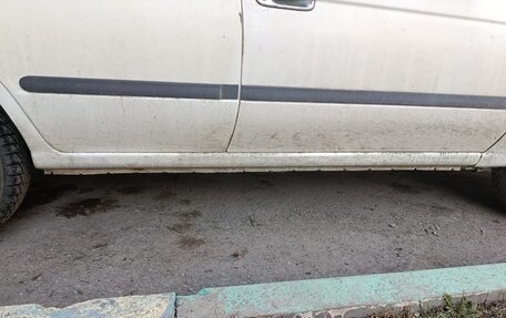 Nissan Sunny B15, 2002 год, 310 000 рублей, 3 фотография
