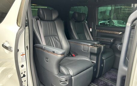 Toyota Alphard III, 2022 год, 3 470 000 рублей, 25 фотография