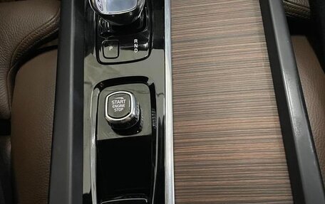 Volvo XC60 II, 2022 год, 2 800 300 рублей, 11 фотография