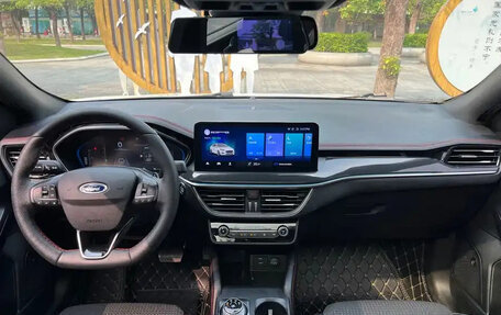 Ford Focus IV, 2021 год, 1 350 000 рублей, 12 фотография