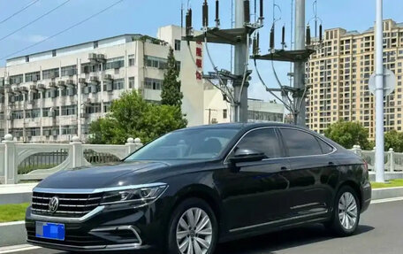 Volkswagen Passat B8 рестайлинг, 2021 год, 1 890 000 рублей, 1 фотография