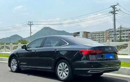 Volkswagen Passat B8 рестайлинг, 2021 год, 1 890 000 рублей, 6 фотография