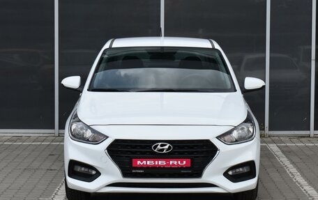 Hyundai Solaris II рестайлинг, 2019 год, 1 350 000 рублей, 3 фотография