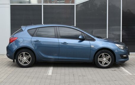 Opel Astra J, 2013 год, 795 000 рублей, 5 фотография