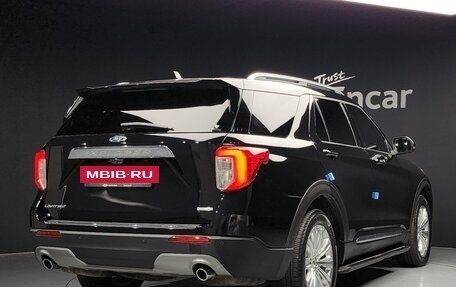 Ford Explorer VI, 2021 год, 2 897 000 рублей, 2 фотография