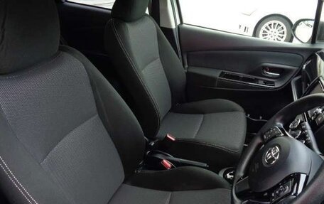 Toyota Vitz, 2020 год, 947 000 рублей, 9 фотография