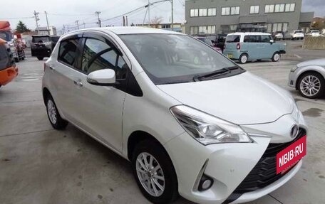 Toyota Vitz, 2020 год, 947 000 рублей, 7 фотография