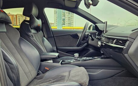 Audi A4, 2018 год, 3 250 000 рублей, 16 фотография