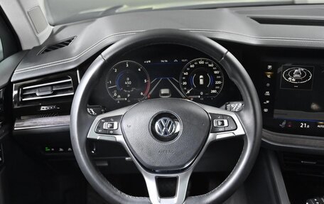 Volkswagen Touareg III, 2021 год, 4 394 000 рублей, 6 фотография