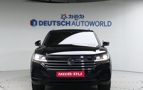 Volkswagen Touareg III, 2021 год, 4 394 000 рублей, 3 фотография