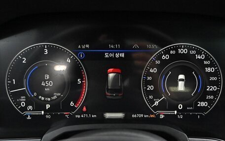 Volkswagen Touareg III, 2021 год, 4 394 000 рублей, 17 фотография