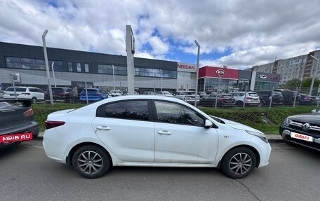 KIA Rio IV, 2020 год, 1 700 000 рублей, 2 фотография
