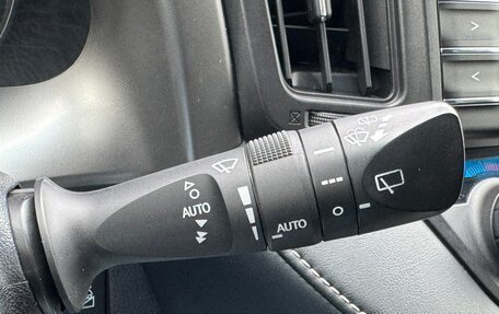 Toyota RAV4, 2015 год, 2 090 000 рублей, 11 фотография