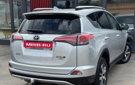 Toyota RAV4, 2015 год, 2 090 000 рублей, 6 фотография