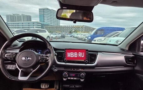 KIA Stonic, 2020 год, 1 185 000 рублей, 5 фотография