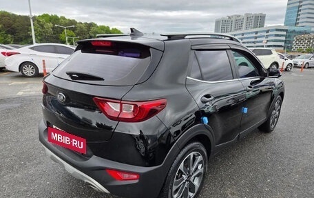 KIA Stonic, 2020 год, 1 185 000 рублей, 2 фотография
