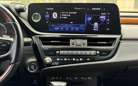 Lexus ES VII, 2022 год, 2 790 100 рублей, 9 фотография
