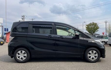 Honda Freed I, 2016 год, 952 000 рублей, 7 фотография