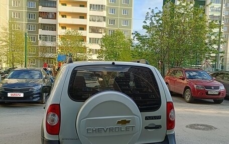 Chevrolet Niva I рестайлинг, 2014 год, 11 фотография
