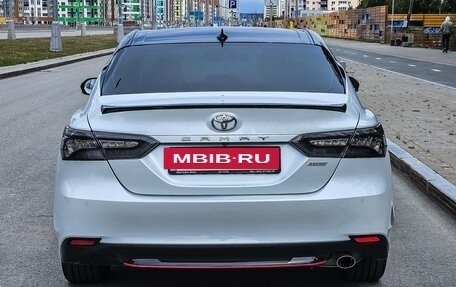Toyota Camry, 2020 год, 3 270 000 рублей, 5 фотография