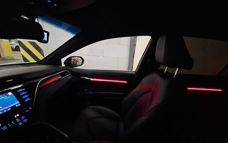 Toyota Camry, 2020 год, 3 270 000 рублей, 33 фотография