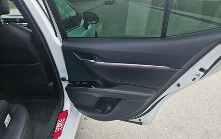 Toyota Camry, 2020 год, 3 270 000 рублей, 25 фотография